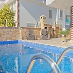 Вилла Qoople Tepe With Infinity Pool And Panoramic View